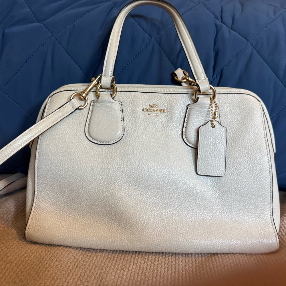Coach Off White/cream Leather Handbag/crossbody